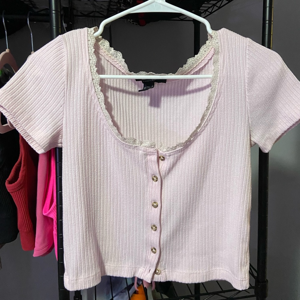 Medium crop top